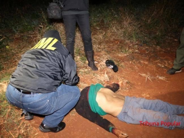 Socorristas do Siate chegaram a ser mobilizados, mas apenas puderam constatar a morte do homem.(Foto: Tribuna Popular)