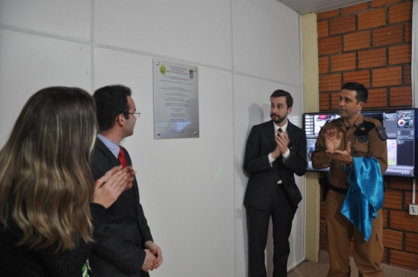 Na ocasião, foi feito descerramento da placa comemorativa à reestruturação da Sala de Operações do Batalhão (Foto: BPFron/Divulgação )