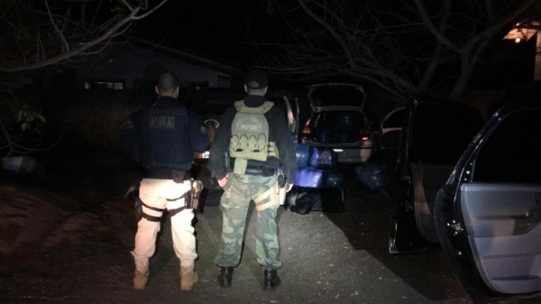 Momento da Operação Policial. (Fotos: BPFron)