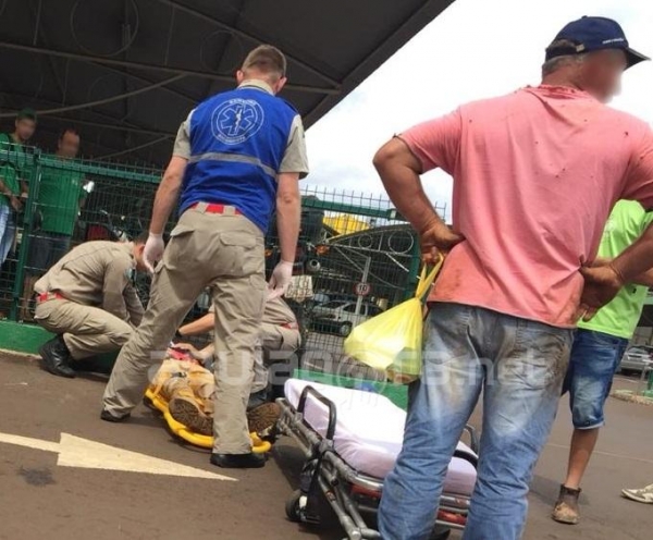 O motociclista de 27 anos resultou com alguns ferimentos (Foto: Fernanda Bourscheidt/AquiAgora.net )
