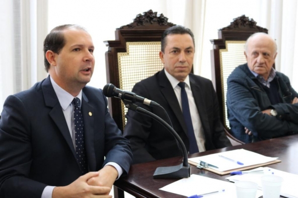 As novas regras são simples que vão desde higiene na ordenha ao bom manejo sanitário dos rebanhos - Foto: Kleyton Presidente/Alep