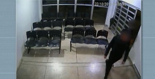 Vídeo mostra suspeito de estuprar e atirar em mulher após falsa entrevista de emprego deixando vítima em hospital de Palotina — Foto: Reprodução/RPC