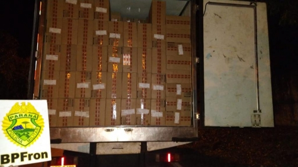 O caminhão foi carregado em Guaíra. (Foto: Divulgação/BPFron)