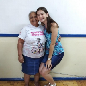 Dona Maria e a Professora Jéssica Diana Göttert. (Foto: Divulgação/Arquivo Pessoal)