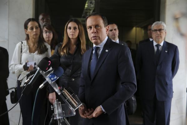 Doria: serviços de alimentação, como restaurantes, são orientados a fechar, a menos que optem por funcionar exclusivamente por delivery (Foto: Valter Campanato/Agência Brasil)