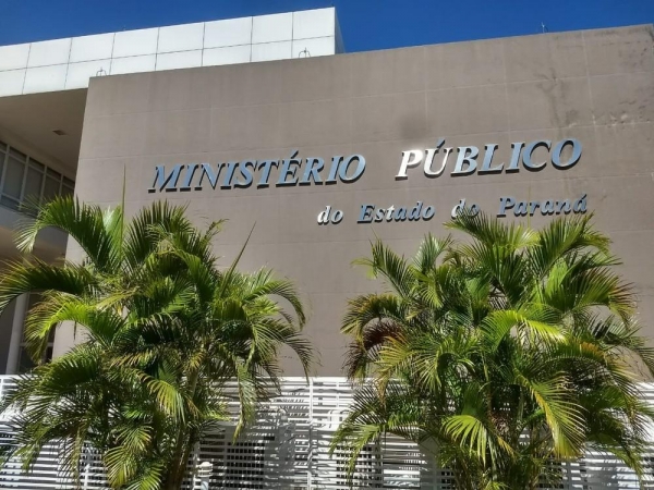 O pedido de prisão domiciliar ou de medida restritiva foi feito pela promotoria de Foz do Iguaçu, nesta segunda-feira (23) — Foto: Raphaela Potter/RPC