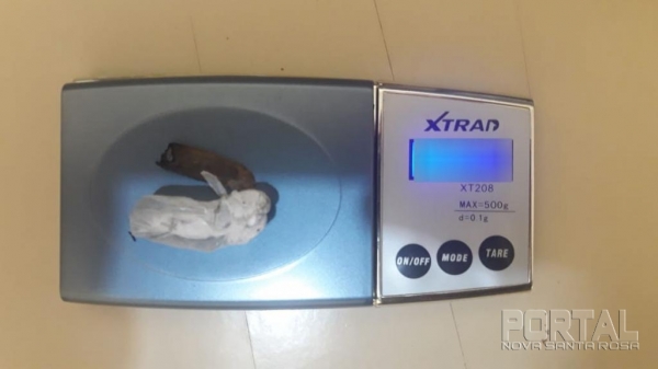 Droga apreendida pela PM. (Foto: Portal Nova Santa Rosa)
