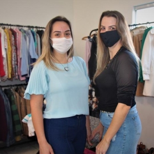 As fundadoras, Deyse Schaedler Wagner e Karoline Schaedler Schnekemberg Franke. (Foto: Portal Nova Santa Rosa)