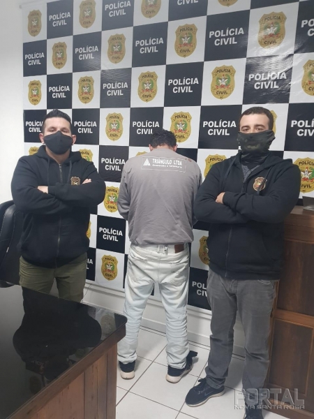 Momento da prisão do acusado. (Foto: Divulgação/Polícia Civil)