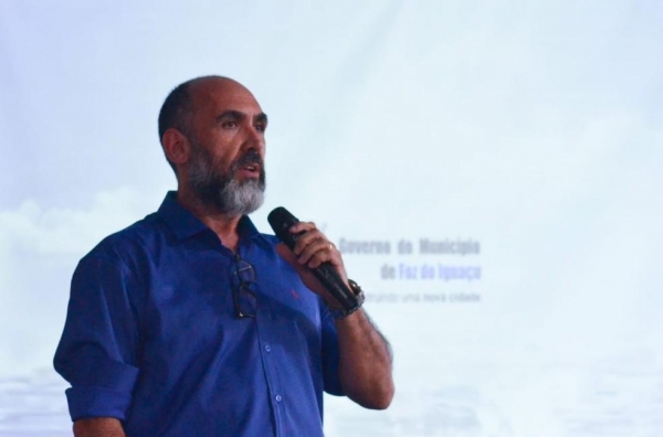 Eduardo Luiz Teixeira da Silva morreu após um acidente com parapente em Foz do Iguaçu — Foto: Divulgação