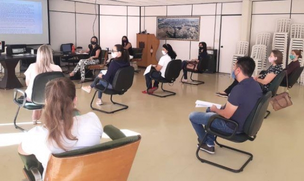 A reunião aconteceu nesta segunda-feira (10). (Foto: Assessoria)