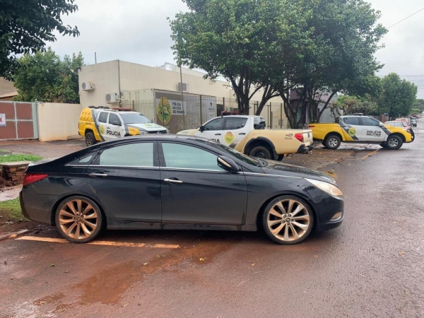 O veículo foi recolhido ao Pátio da PM. (Foto: Divulgação/PM)