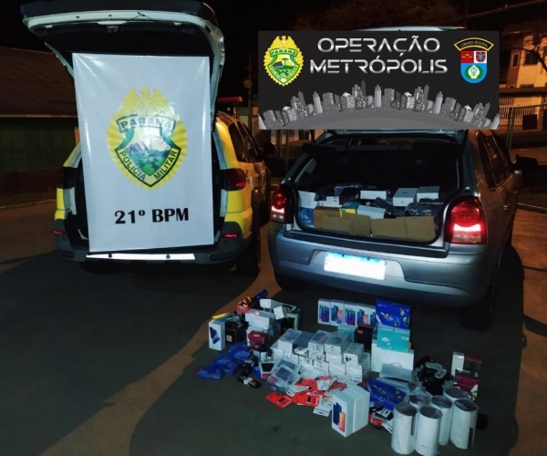 Funcionário da Receita foi preso com produtos eletrônicos do Paraguai — Foto: Divulgação/PM