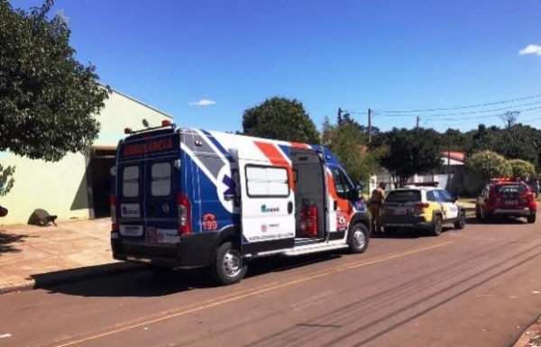 O jovem foi alvejado no quintal de sua residência. (Foto: Divulgação/GoioNews)