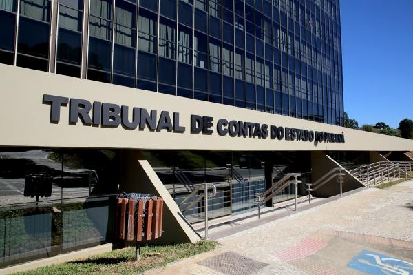 TCE: tribunal entregou lista hoje à Justiça Eleitoral (Foto: TCE/PR/divulgação)