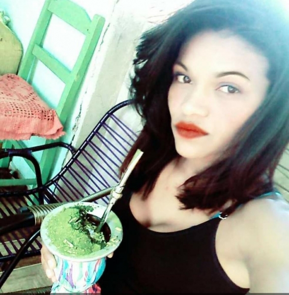 Vítima foi morta a facadas e deixou três filhos, em Cascavel — Foto: Arquivo pessoal