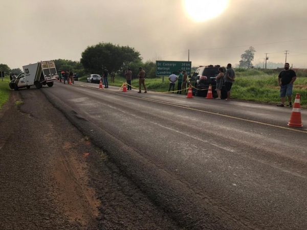 PR-323 ficou interditada parcialmente, em Cianorte — Foto: Raphael Costa/RPC