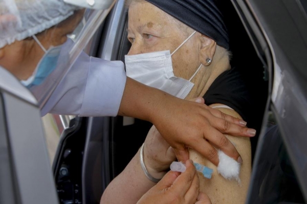 Paraná ultrapassa marco de 1 milhão de pessoas vacinadas. Foto: Gilson Abreu/AEN
