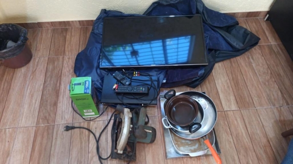 Os produtor recuperados foram entregues ao proprietário. (Foto: PM)