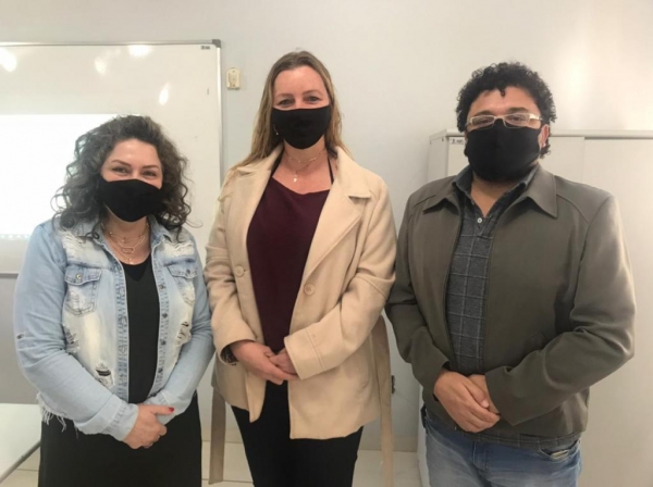 Regina Stefanello, secretária. Graciela Bordignon, presidente e Nélio Amaro, vice-presidente do Conselho Municipal de Turismo de Palotina. (Foto: Assessoria)