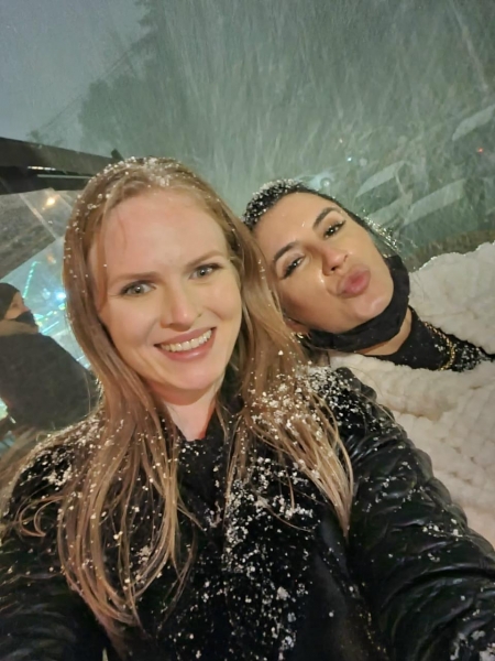 Neve cai na noite desta quarta-feira em Gramado.(Fotos: Arquivo Pessoal)