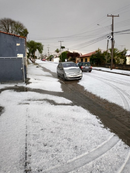 Fotos: Divulgação/Internauta e Folha de Campo Largo