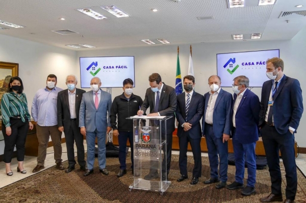 Os conjuntos habitacionais anunciados nesta etapa serão construídos em 11 cidades: Araucária, Cambé, Guairaçá, Guarapuava, Irati, Londrina, Marialva, Ponta Grossa, Reserva, Santa Cruz de Monte Castelo e Telêmaco Borba. Foto: Gilson Abreu/AEN