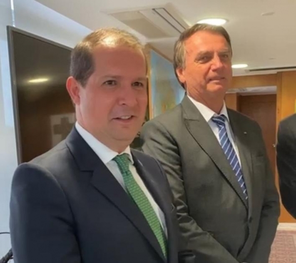 Marcel Micheletto e Presidente Jair Bolsonaro. (Foto: Divulgação)