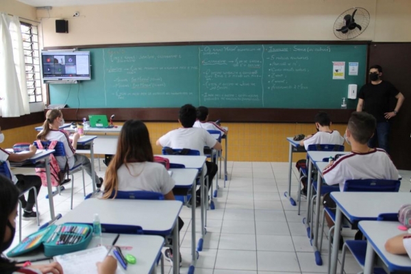 Retorno das aulas ocorre em mais de 2,1 mil escolas estaduais do Paraná — Foto: Seed/Divulgação