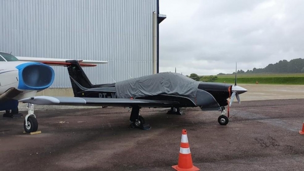 Aeronave foi apreendida em Curitiba — Foto: PF
