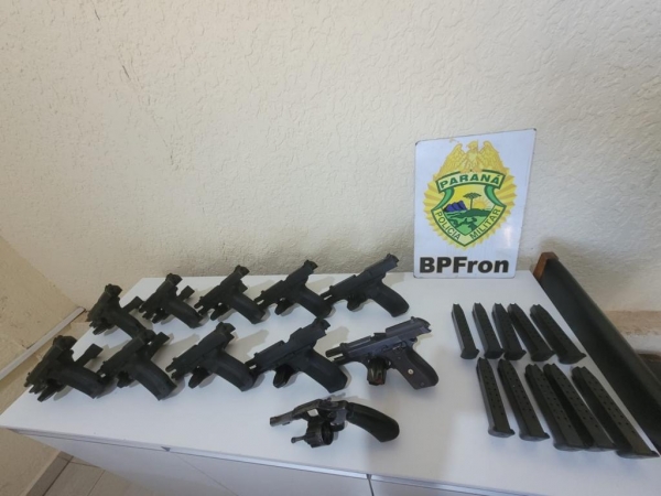 Armas apreendidas na ação. (Fotos: BPFron)