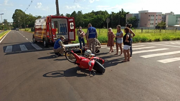 Os bombeiros encaminharam a vítima para atendimento.(Foto: Portal Nova Santa Rosa)