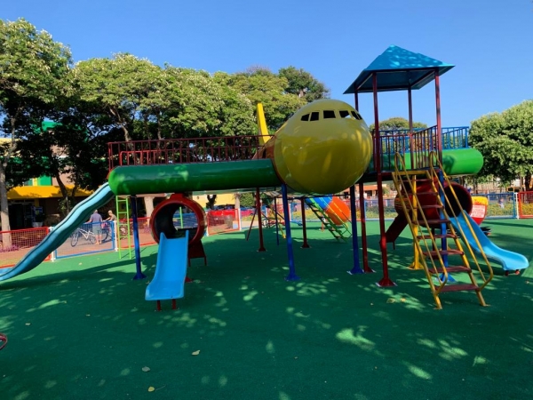 Aviãozinho na Praça da Bíblia. (Foto: Portal Nova Santa Rosa)