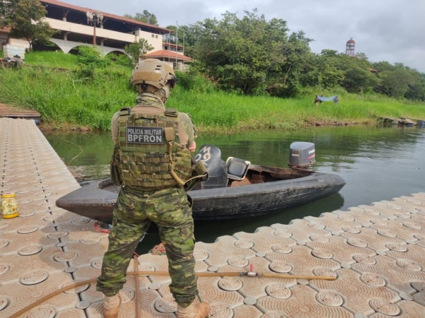 A embarcação, com preço estimado de 100 mil reais. (Foto: BPFron)