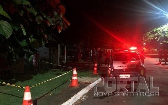 A PM procura o autor do crime. (Foto: Léo Silva)