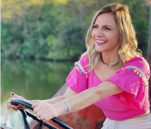 Mari Micélio, proprietária da Loja Mocelinas em Toledo. (Foto: Facebook)