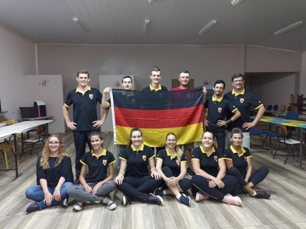 Grupo de danças Hunsrücker Volkstanzgruppe. (Fotos: Divulgação)