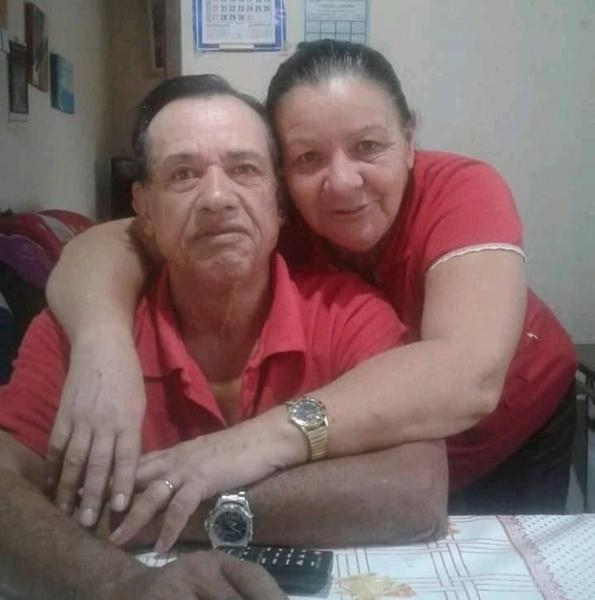 Dolores Ribeiro Miranda, 64, foi morta. O marido dela, Adão Miranda, 67, também foi agredido Foto: Reprodução/Facebook