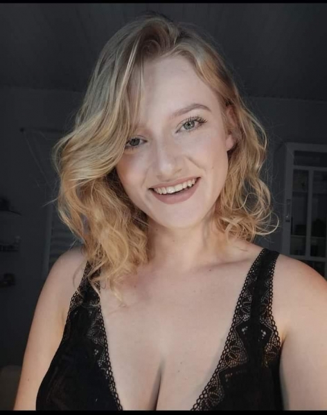 Elaine Witzke era manicure e morava no distrito turístico de Porto Mendes |Foto: Reprodução/Rede Sociais|