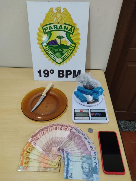 Droga e dinheiro apreendido em Palotina. Foto: PMPR