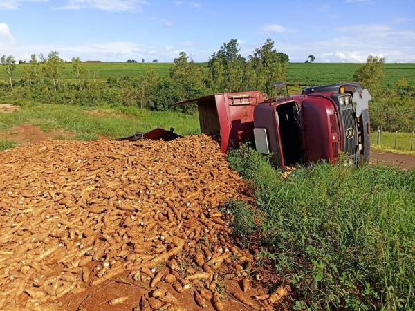 Menino de 6 anos fica gravemente ferido após ser atropelado por caminhão sem freio — Foto: Divulgação/PRE