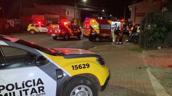 O local foi isolado pela Polícia Militar e a Guarda Municipal até a chegada do setor de Criminalística. Foto: Catve