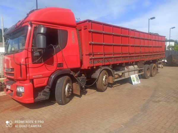 Caminhão apreendido. Foto: BPFron.