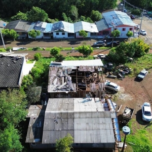Temporal causa estragos em Pinhal de São Bento — Foto: Júlio César Alves/Rádio Ampére