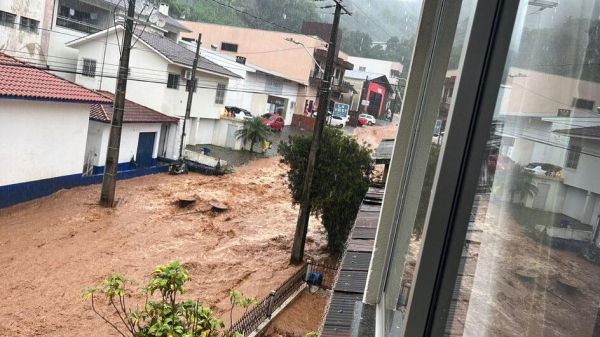 Chuva em Capinzal nesta quinta-feira (2) (Foto: Divulgação)