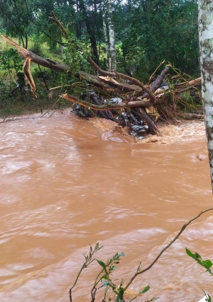 Vítima foi levada pela chuva em Bela Vista da Caroba (PR) — Foto: Divulgação