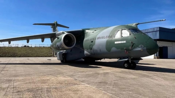 A decolagem do avião com os corpos está prevista para as 15h. Foto: Reprodução/Catve.