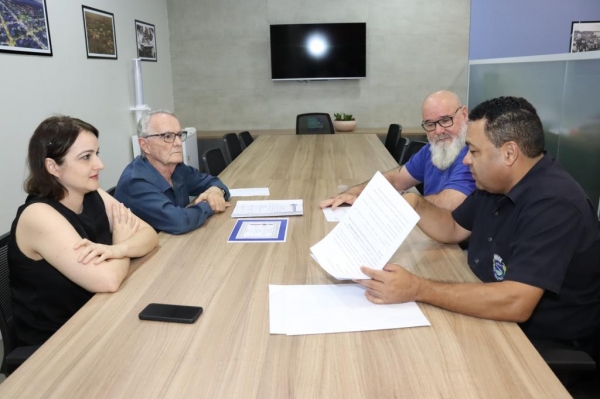 Ciro Kreutz esteve na Câmara para discutir detalhes da sessão solene. Foto: Assessoria/Câmara.