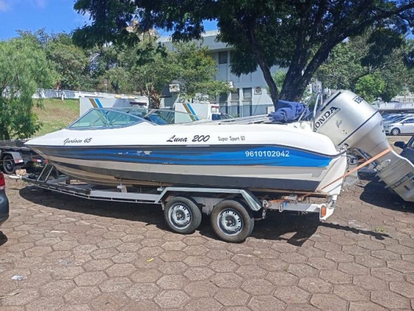 Embarcação recuperada. Foto: PRE