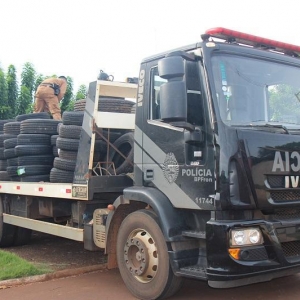 Pneus contrabandeados apreendidos em 2020. Fotos: Portal Nova santa Rosa.